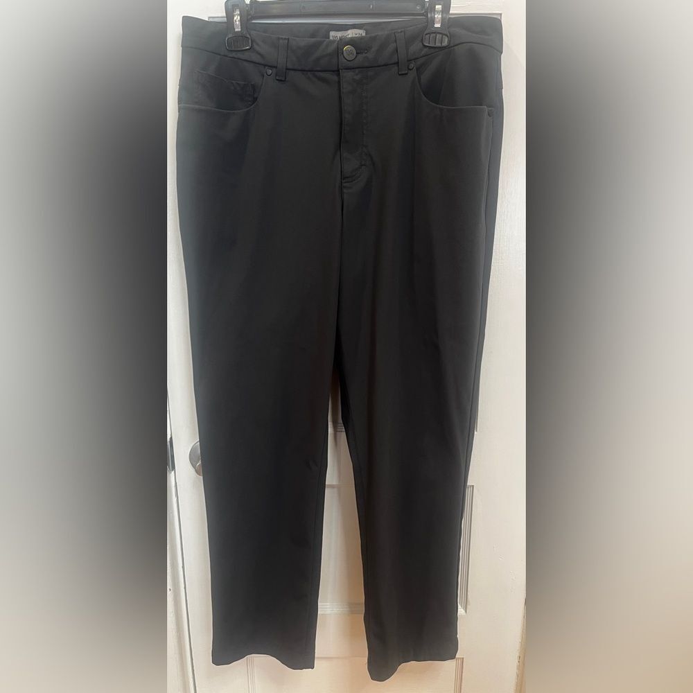 VRST Limitless Athletic Fit 5-Pocket Pants Size 34X30
Charcoal Gray